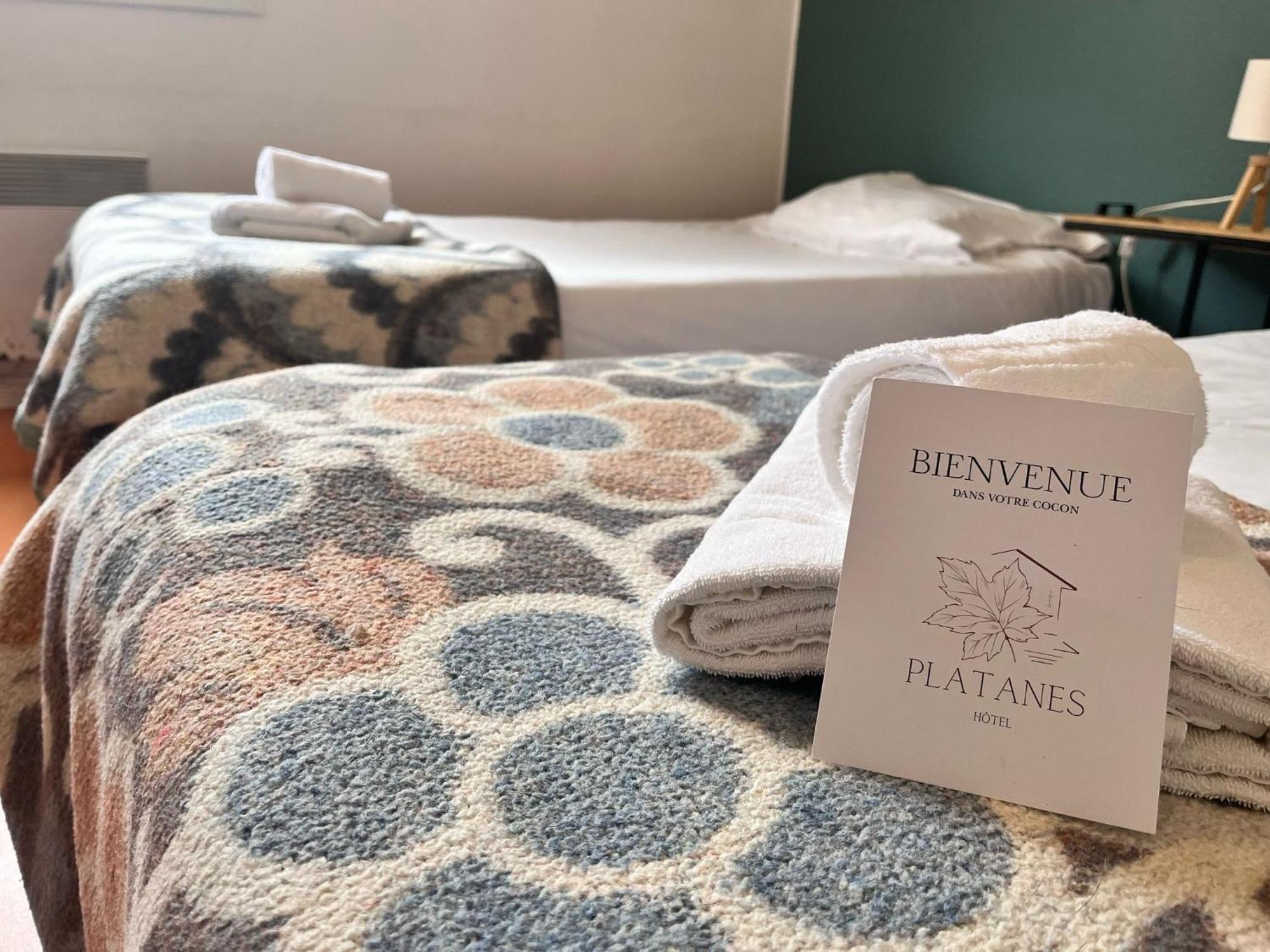 Hotel Platanes - Kb Hotel Group Etauliers Eksteriør billede